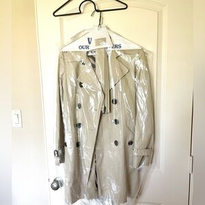 Trench coat size S - Dry clean only